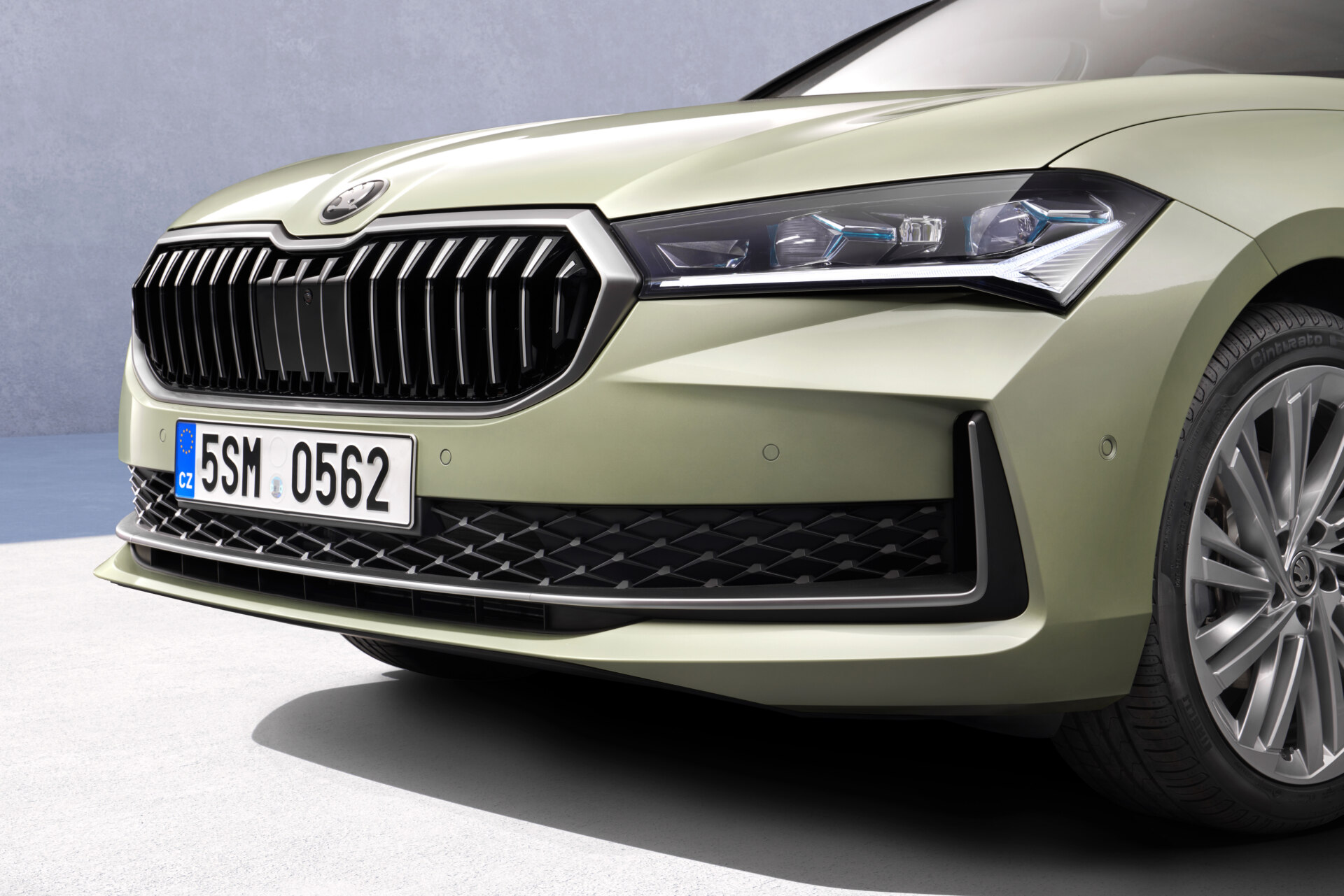 30_skoda_superb_combi_f7697d94-1920x1281