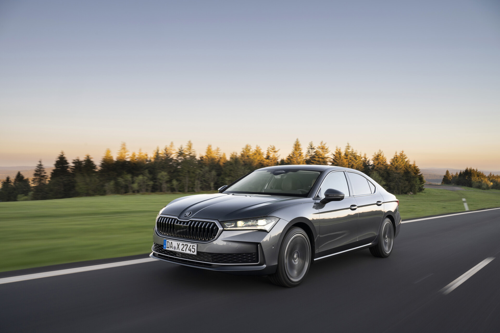 62_skoda_superb_hatch_lk_f62b791c-1920x1280