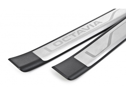 Dekoratívne prahové lišty Octavia III