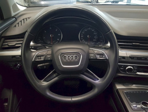 Audi Q7 quattro 3.0 TDI V6