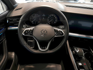 Volkswagen Touareg R-Line 4Motion 3.0 TDI