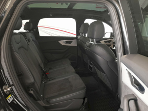 Audi Q7 quattro 3.0 TDI V6