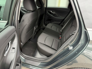 Hyundai i30 WGN  1,5 i Family 6MT 