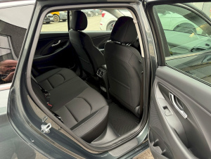 Hyundai i30 WGN  1,5 i Family 6MT 