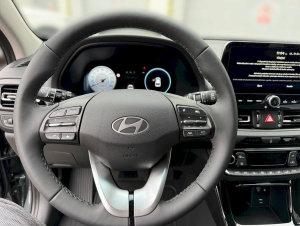 Hyundai i30 WGN  1,5 i Family 6MT 