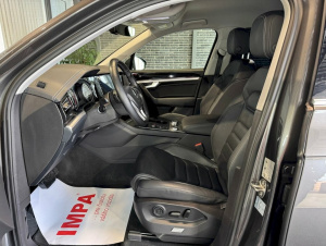 Volkswagen Touareg Elegance 3.0 TDI